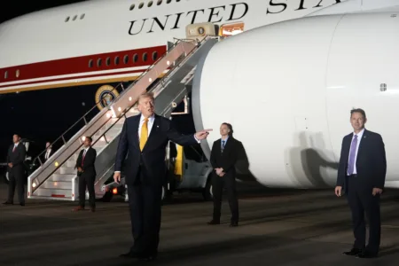 Trump reportedly left Turkey on a secret plane